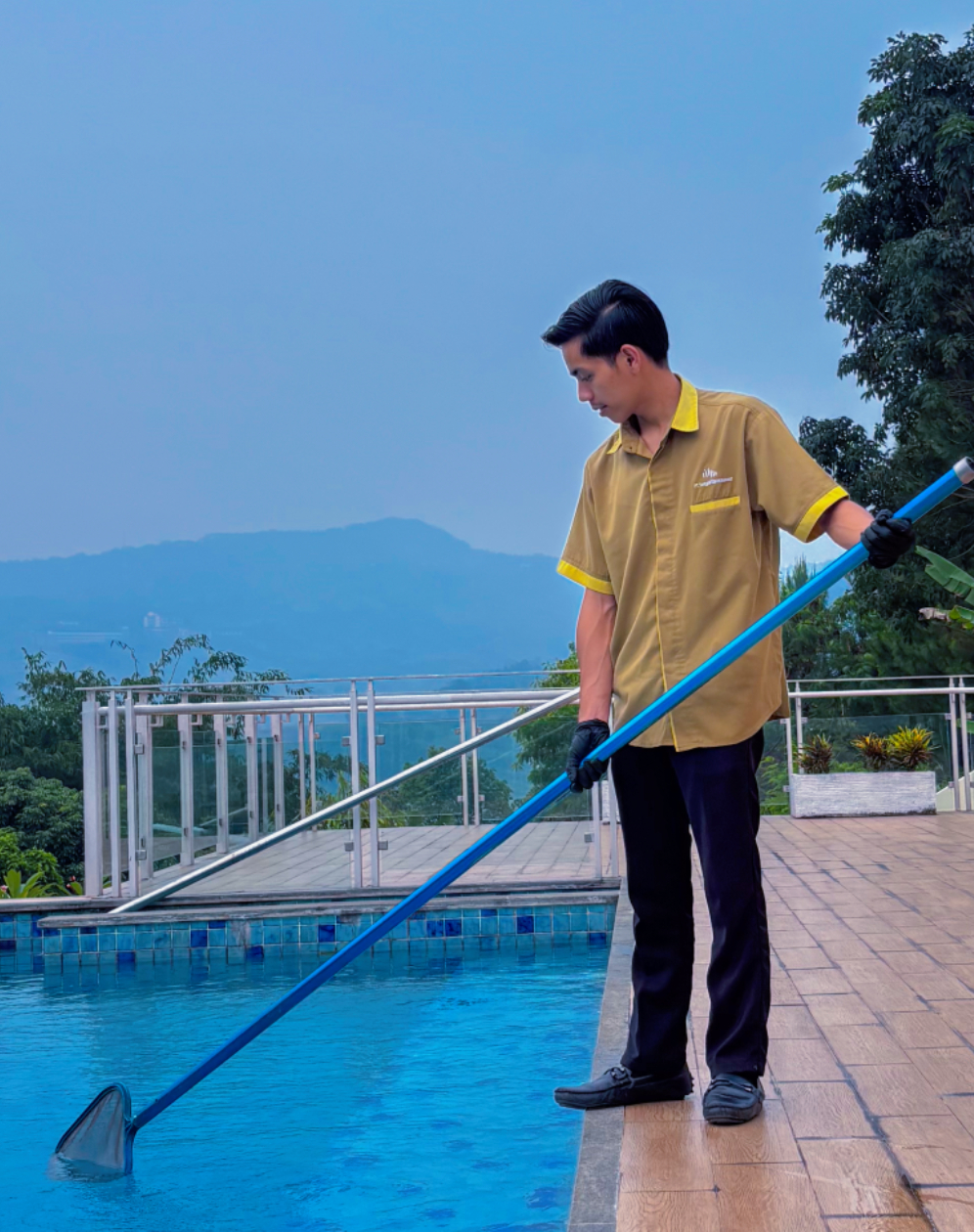 Pool Cleaning